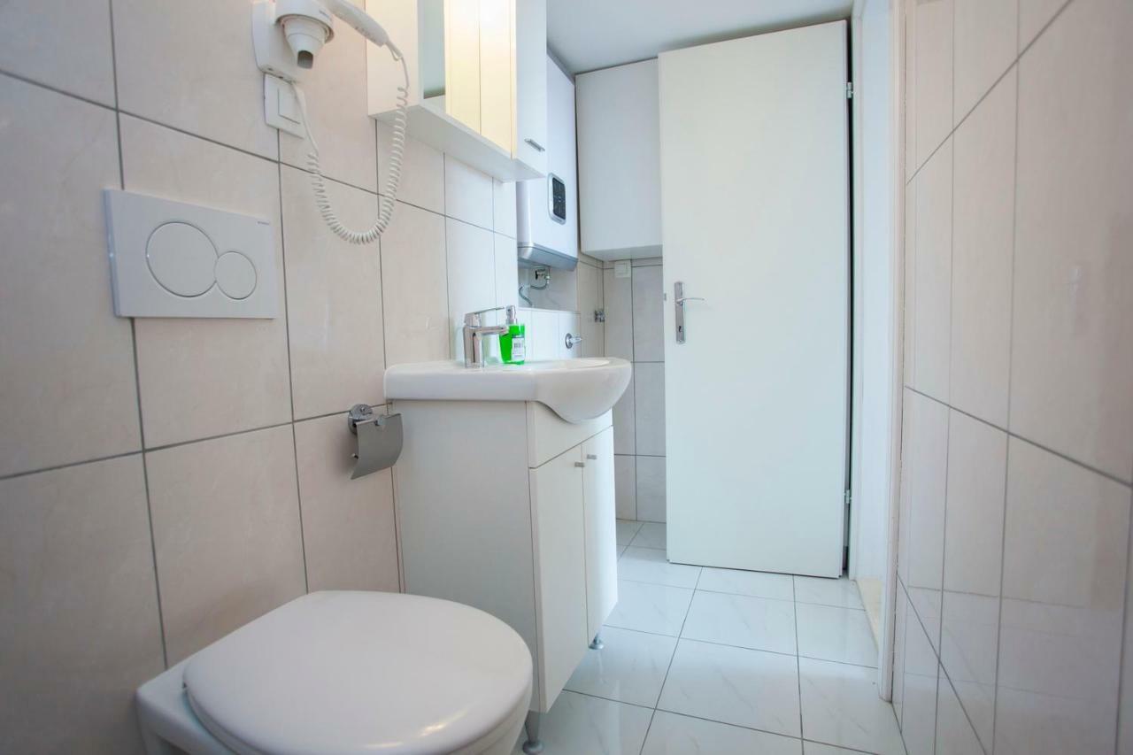 Apartments Vlado Podgora Ngoại thất bức ảnh