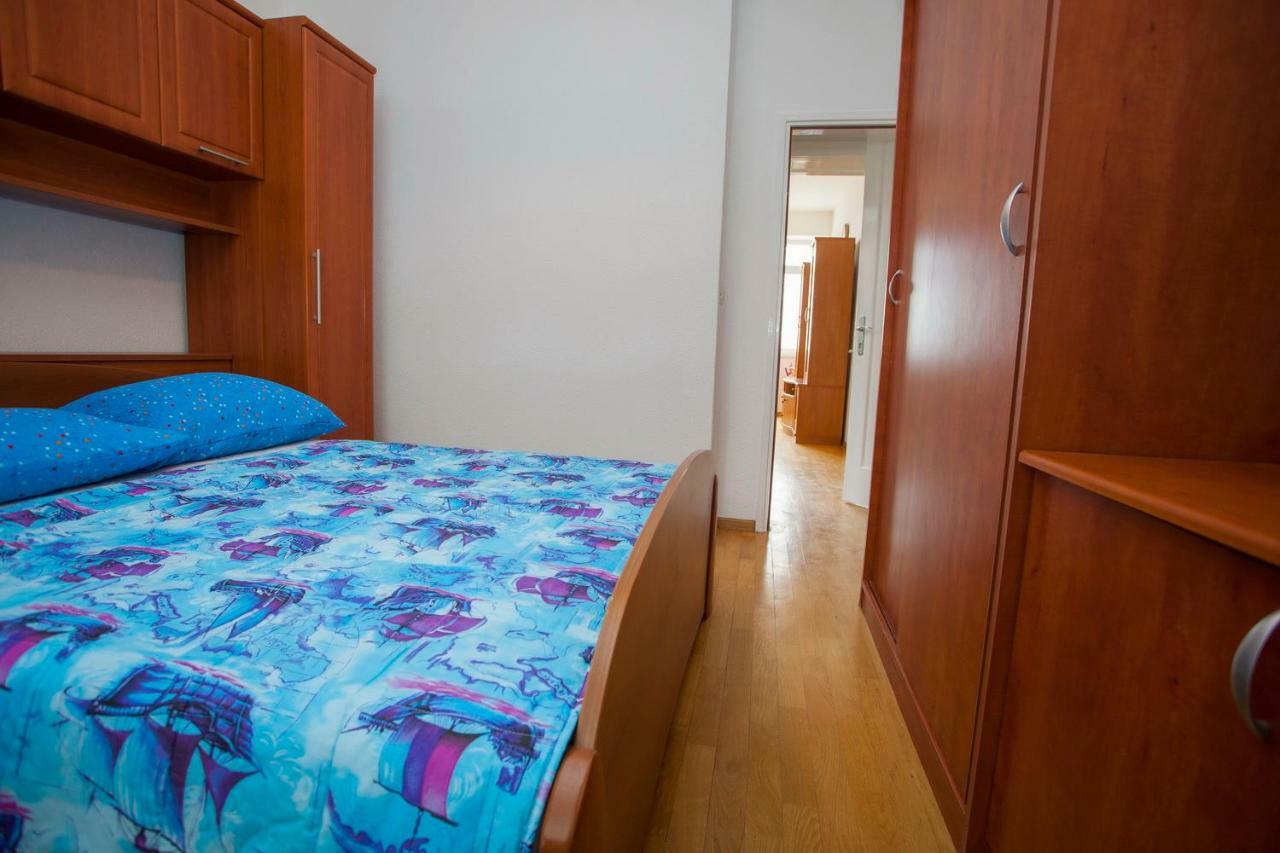 Apartments Vlado Podgora Ngoại thất bức ảnh