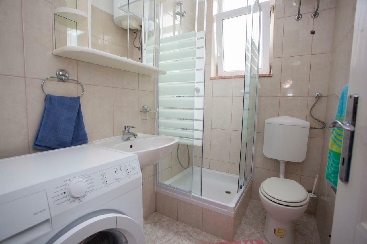 Apartments Vlado Podgora Ngoại thất bức ảnh