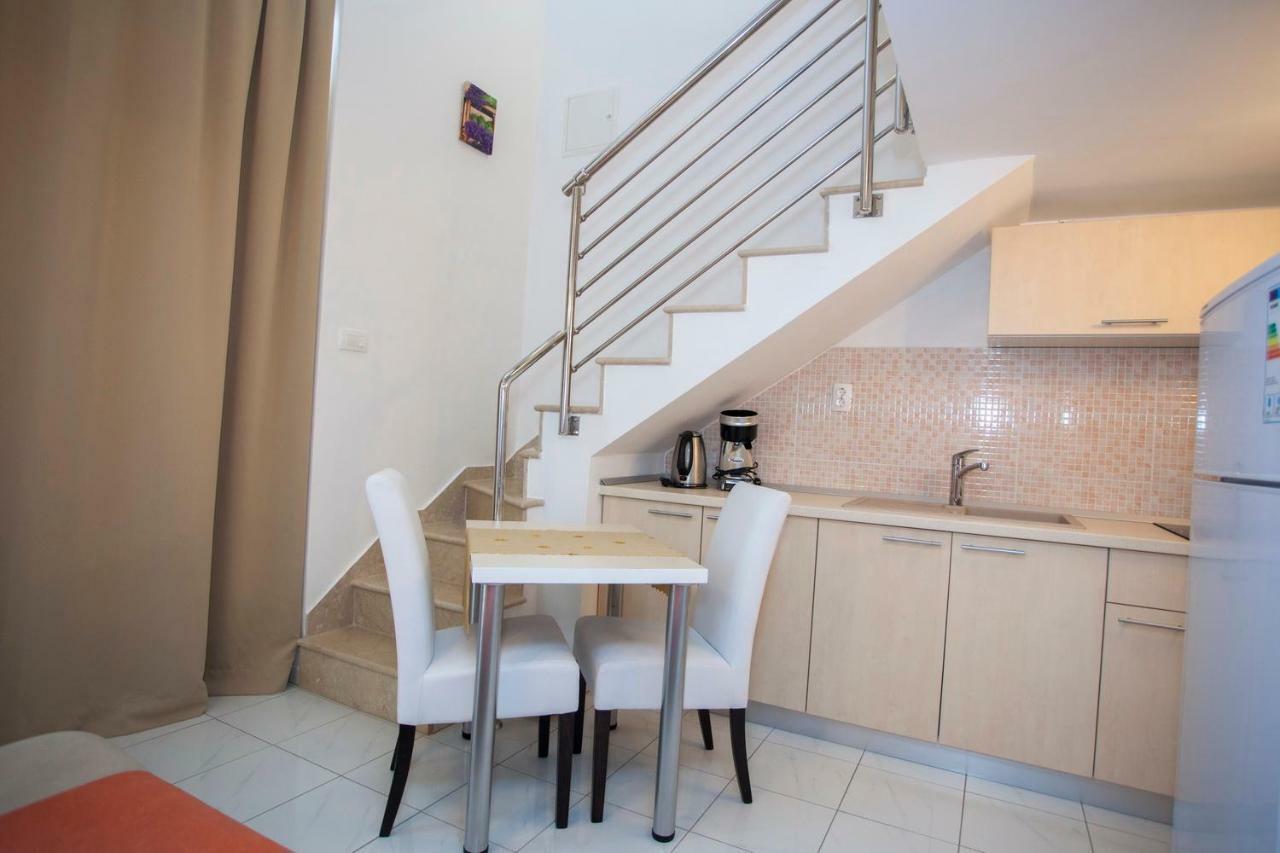 Apartments Vlado Podgora Ngoại thất bức ảnh