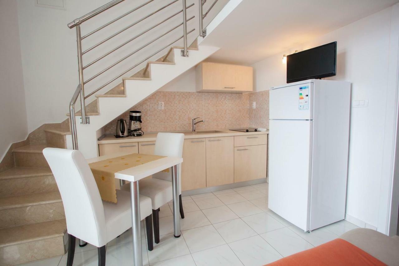 Apartments Vlado Podgora Ngoại thất bức ảnh